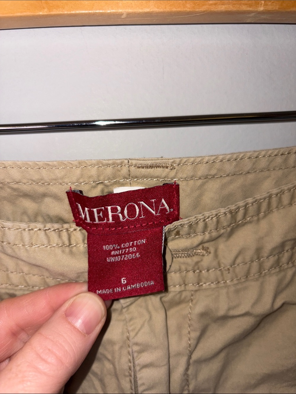 Merona Tan Drawstring Hem Capri Pants Size 6 - Picture 4 of 9